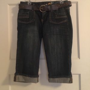 Mudd Jean capris juniors size 9