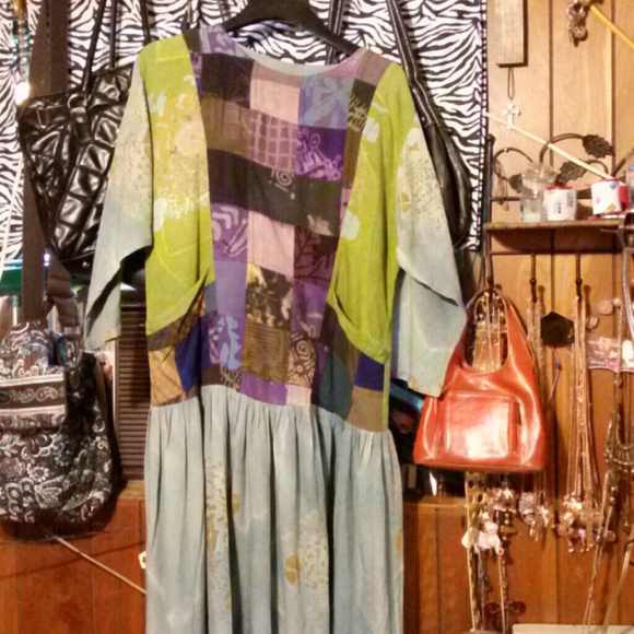 SIMATADELA DRESS - Picture 2 of 4