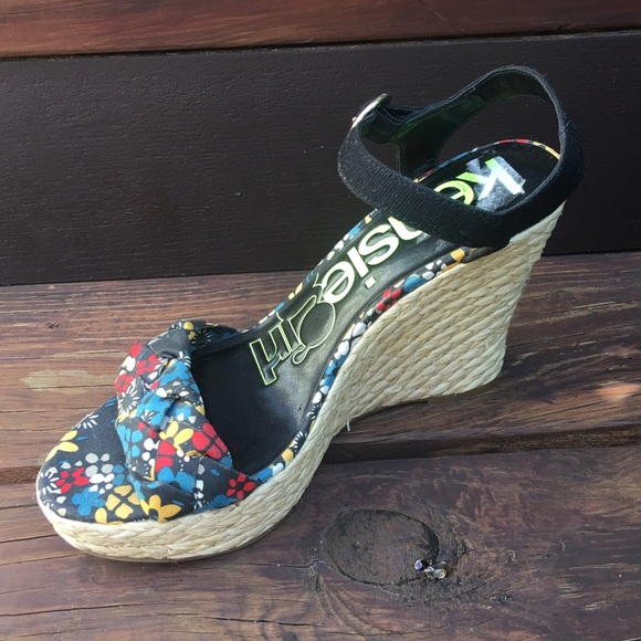 NEW! Kensie Girl Floral Wedges