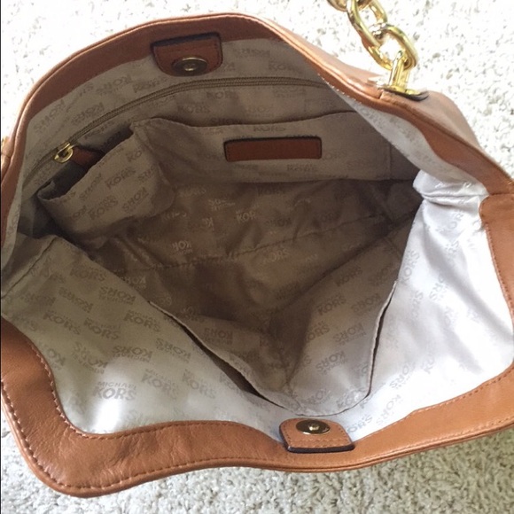 Michael Kors Bag - Picture 2 of 2