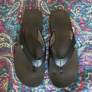 Size 9 Flip flops