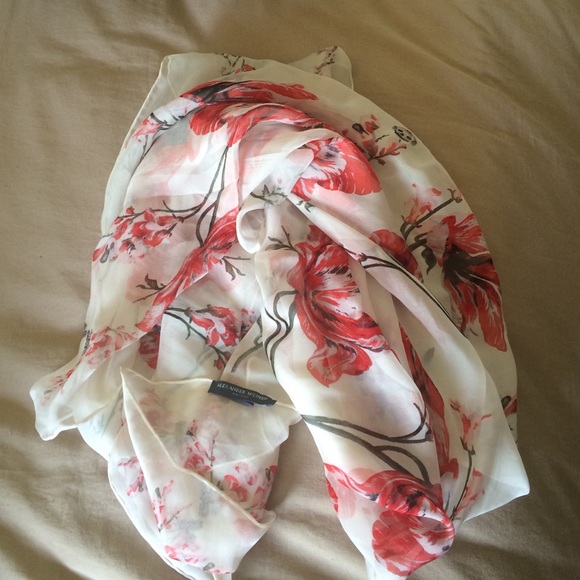Alexander McQueen scarf
