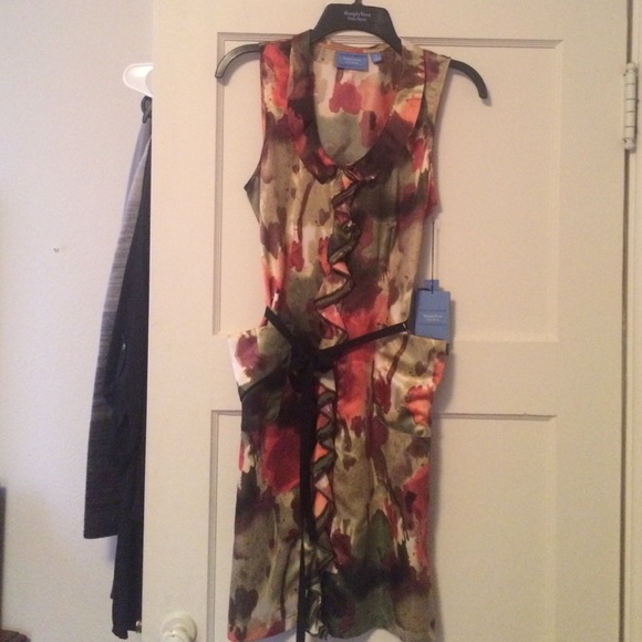 NWT Simply Vera Wang Flower Print Dress Size 6