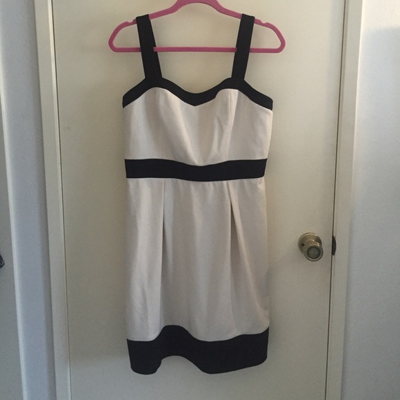 Max and Cleo blocked dress