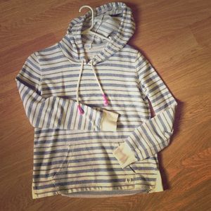 Billabong beachy blue-gray stripped hoodie.