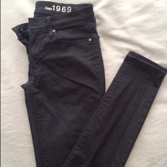 Black GAP Legging Jeans