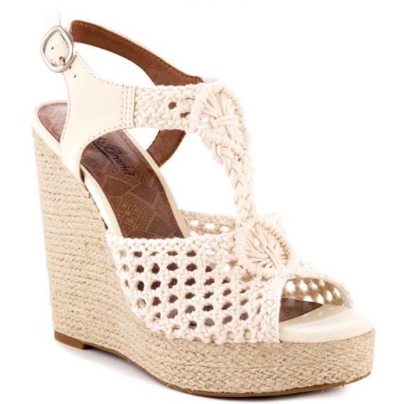 Lucky Brand Rilo wedges in natural