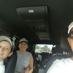 Meet your Posher, Casey