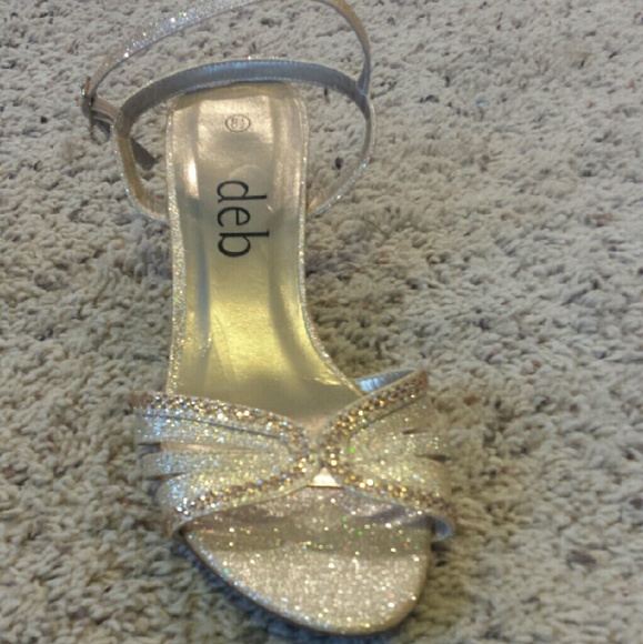 Heels - Picture 1 of 2