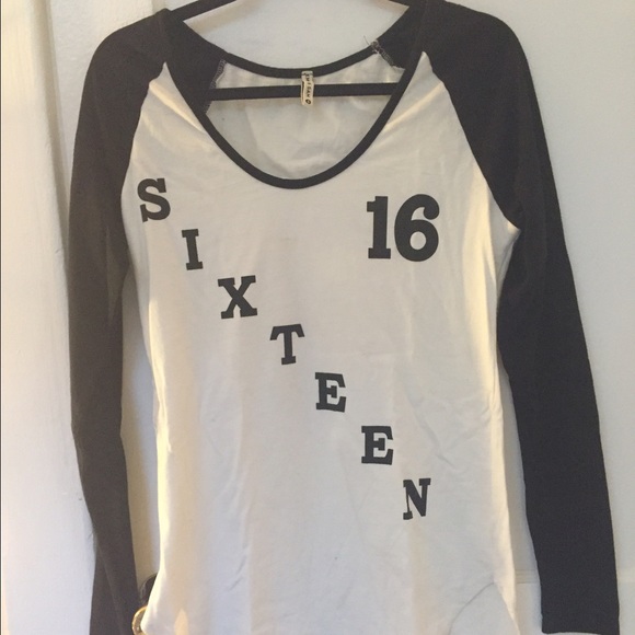 Emma & Sam Raglan Baseball tee Sixteen