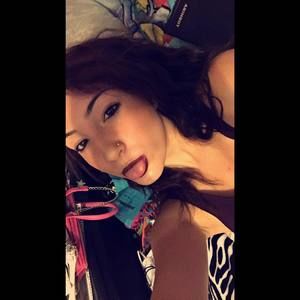 Meet your Posher, Carrie