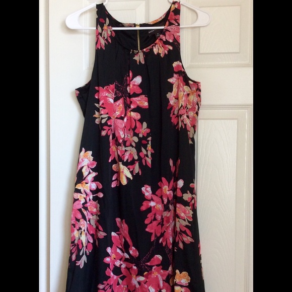 Dana Buchman dress