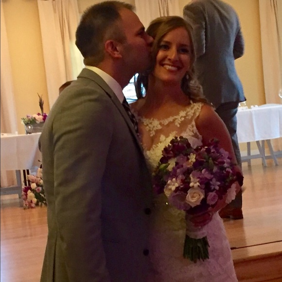 Meet your Posher, Jen - Picture 3 of 3