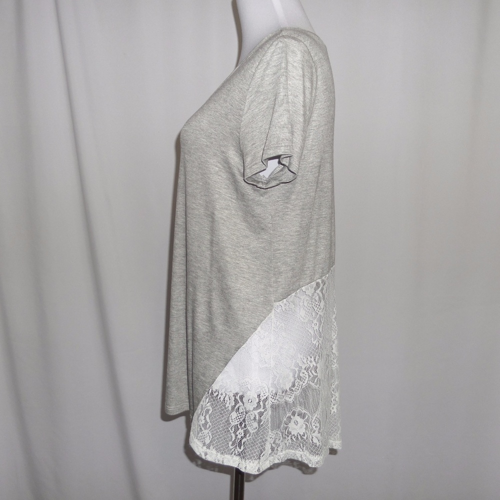 Gray Blouse White Lace Trim - Picture 4 of 8