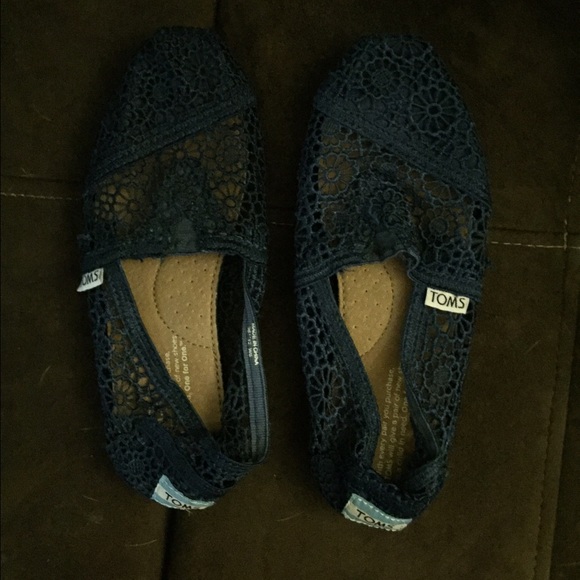Toms