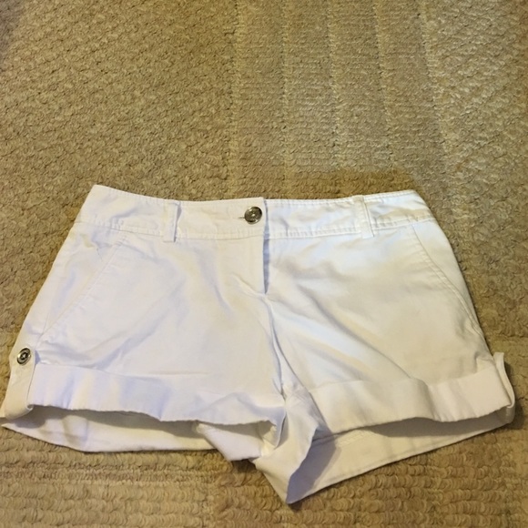 Express white shorts size 2