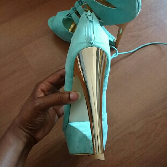 Turquoise Wedges - Picture 3 of 3