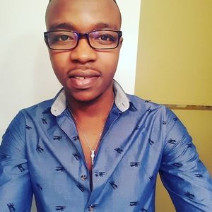 Meet your Posher, Larose