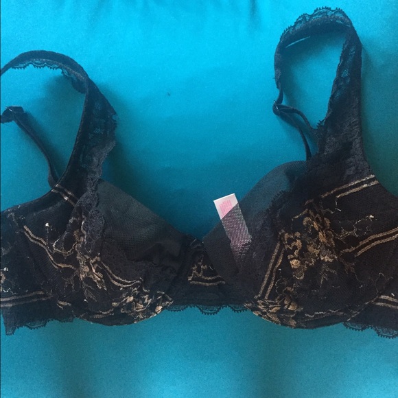 Victoria's Secret Unlined Demi bra 34C