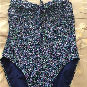 Old navy swim suit