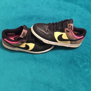 Multi colored NIKE womens 6.5 pink yellow black br