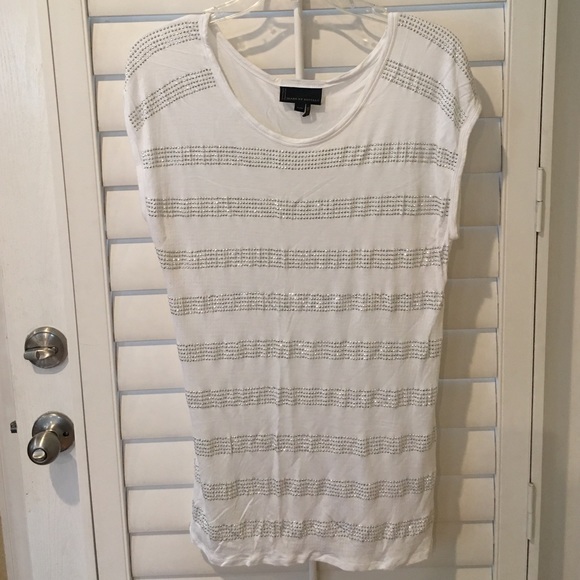 Jeans by buffalo dressy t shirt