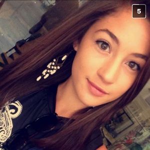 Meet your Posher, Ali