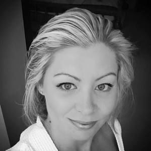 Meet your Posher, Pamela