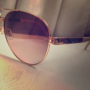 Elie Tahari Rose Gold, snake skin aviators