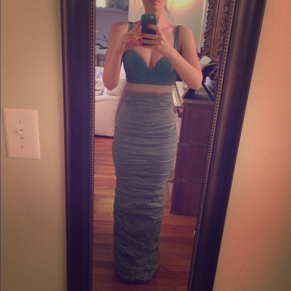 Aqua Nicole Miller mermaid gown