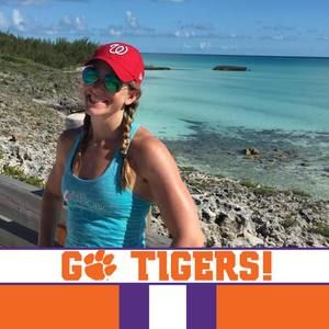 Meet your Posher, Joni