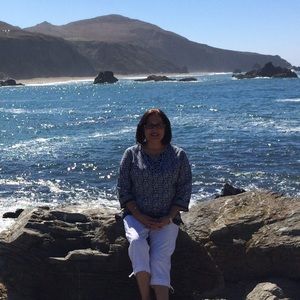 Meet your Posher, Cynthia