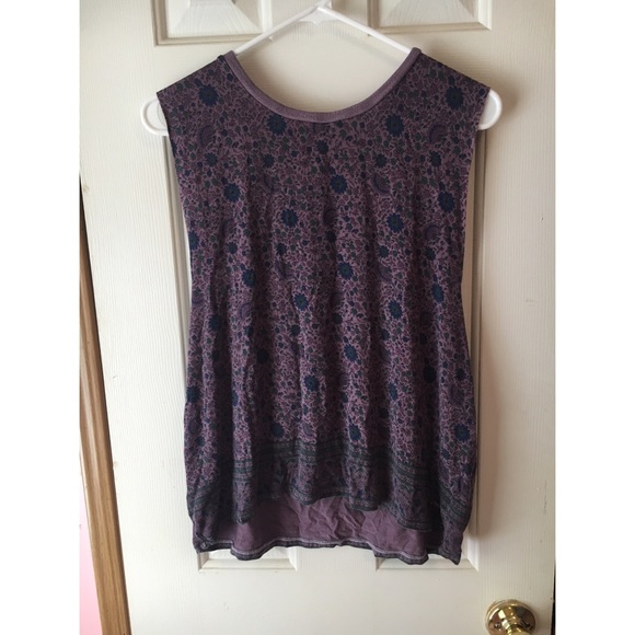 American Eagle Patterned Muscle Tank