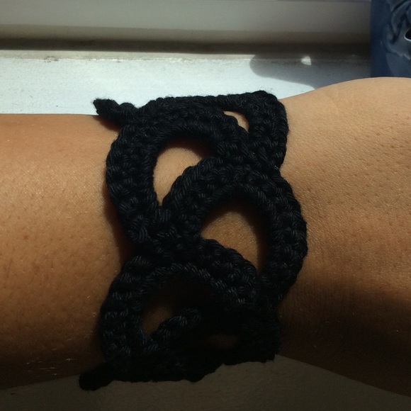 EO diffuser Crochet wrap bracelet - Picture 2 of 2