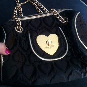 🖤BETSEY bag gold chain black soft quilt hearts 🖤
