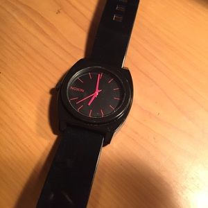 Nixon Time Teller Watch