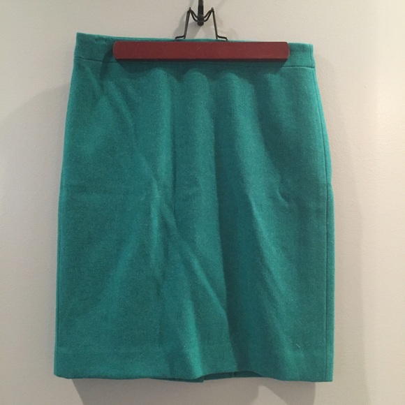 J. Crew pencil skirt in porcelain green - Picture 3 of 4