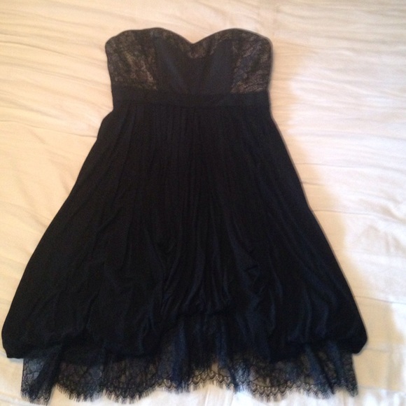 ✅SOLD✅👗NWOT BCBG Dress👗