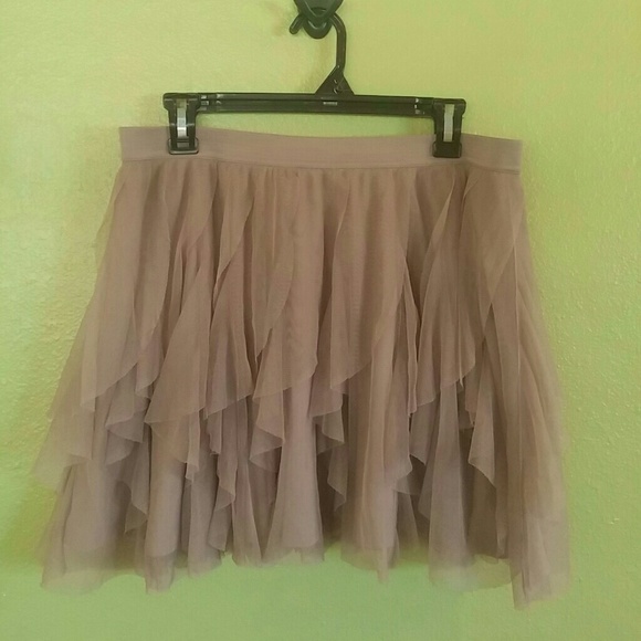 Lauren Conrad tulle skirt size XL