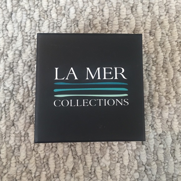 La Mer Accessories - SALE❗️La Mer Hot Pink + Silver Chain Wrap Watch La Mer Accessories - SALE❗️La Mer Hot Pink + Silver Chain Wrap Watch