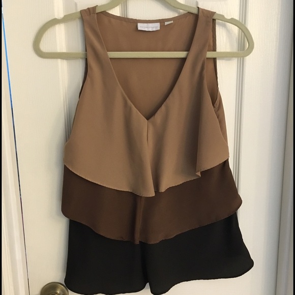 ❗️make offer❗️New York & Company Ruffle Tank - Picture 1 of 3
