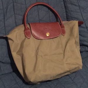 Small moss green longchamp la Pliage.