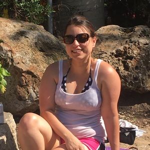 Meet your Posher, Monica