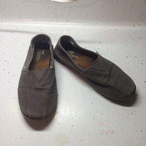 Grey TOMS