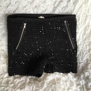 Cover Stitched - Black