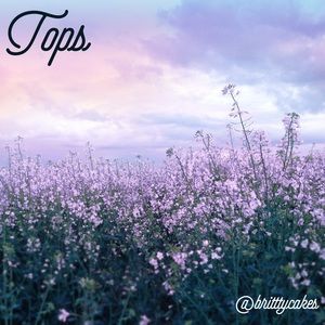 All tops currently available! 🌸