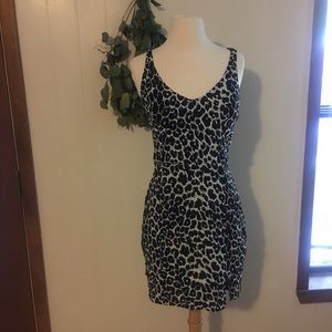 ✨MYNE✨ Beautiful leopard cocktail dress