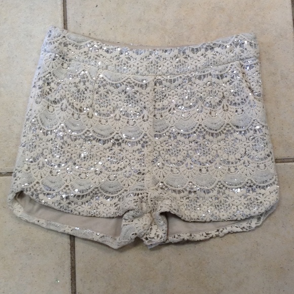 Freeway Shorts - Picture 2 of 3