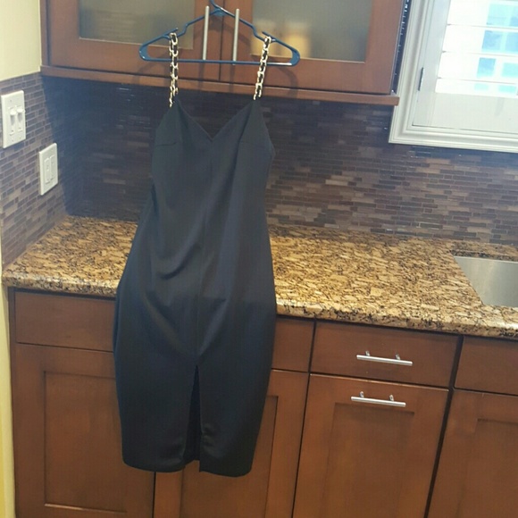 Dress BRAND NEW worn once
