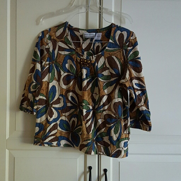 Multipatterned shirt